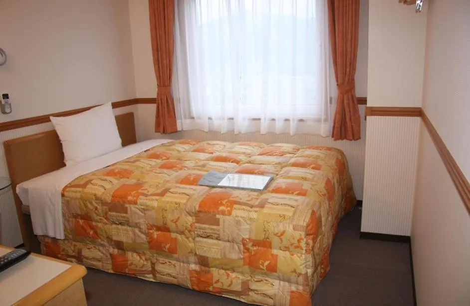 Toyoko Inn Shonan Hiratsuka Eki Kita Guchi No 2 3*,  Japan
